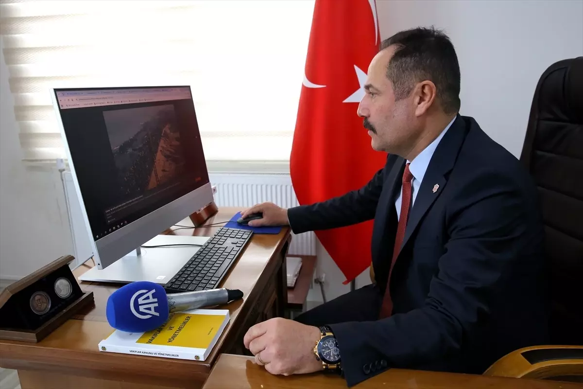 Bitlis Vakıflar Bölge Müdürü Ayan, "Yılın Kareleri" oylamasına katıldı