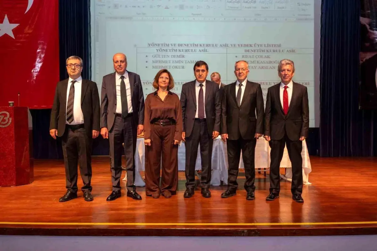 Buttim'de bayrak değişimi