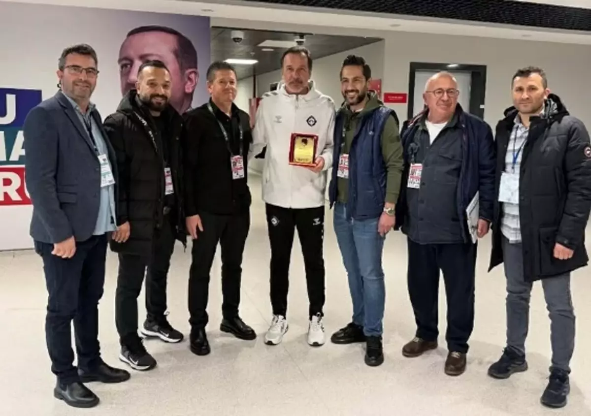 Denizli İdmanyurdu'nun 4 Haftalık Galibiyet Serisi Altay Mağlubiyetiyle Son Buldu