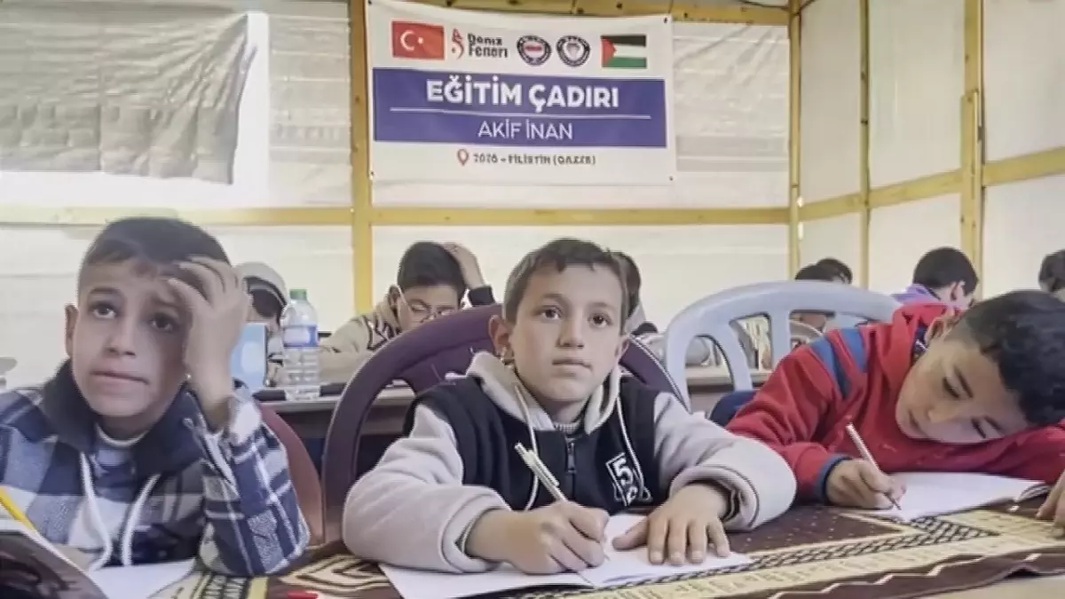 Eğitim-Bir-Sen, Gazze'de Eğitim Çadırı Kurdu