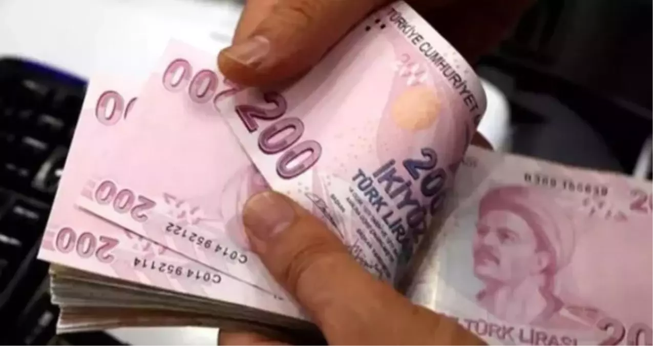 Emekli maaşı zam farkı ne zaman yatacak 2026? SSK, Bağ-Kur emekli maaş zam farkları banka hesaplarına ne z...