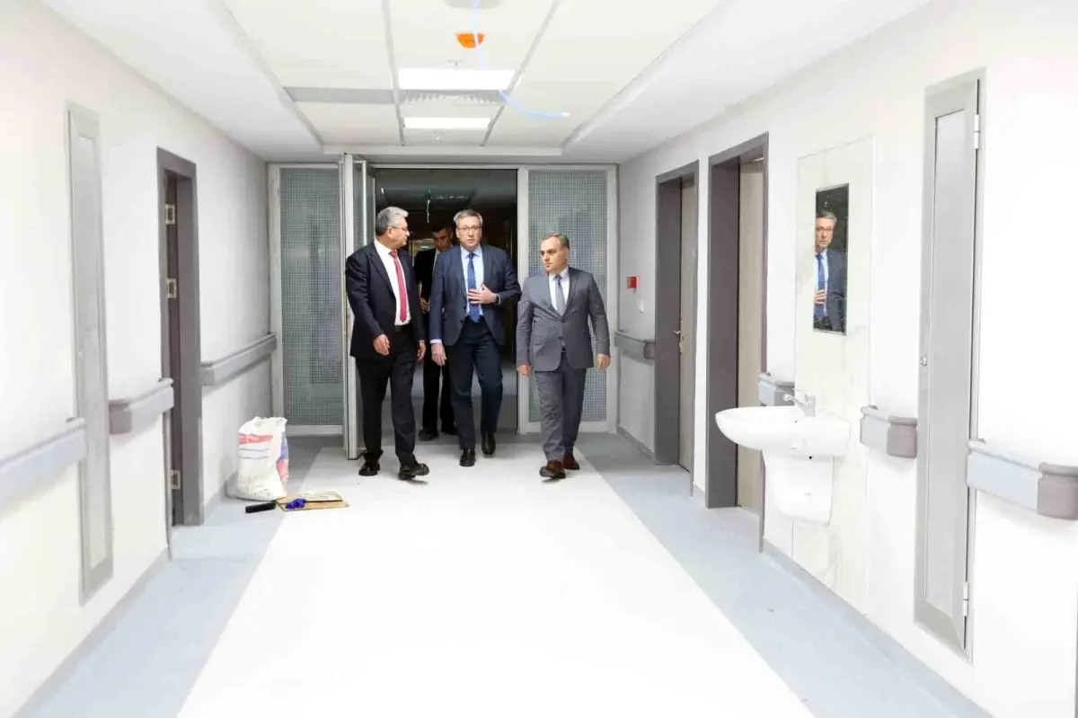 ERÜ Hastaneleri'nde yenileme çalışmaları devam ediyor