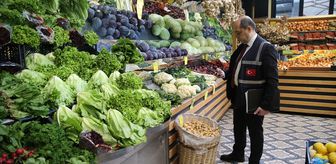 Eskişehir'de Ticaret Bakanlığı ekipleri ramazan ayı öncesi fiyat ve etiket denetimi yaptı