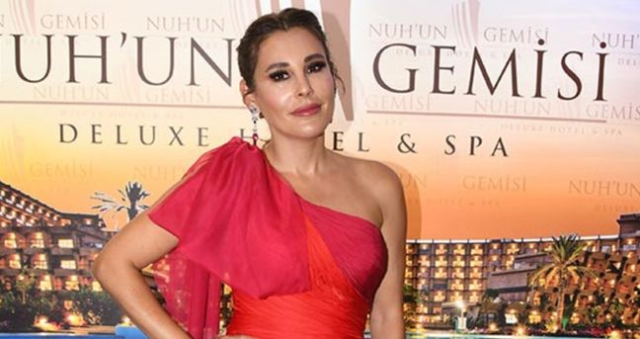 Funda Arar kimdir? Funda Arar kaç yaşında, nereli? Funda Arar kimdir? Funda Arar kaç yaşında, nereli?