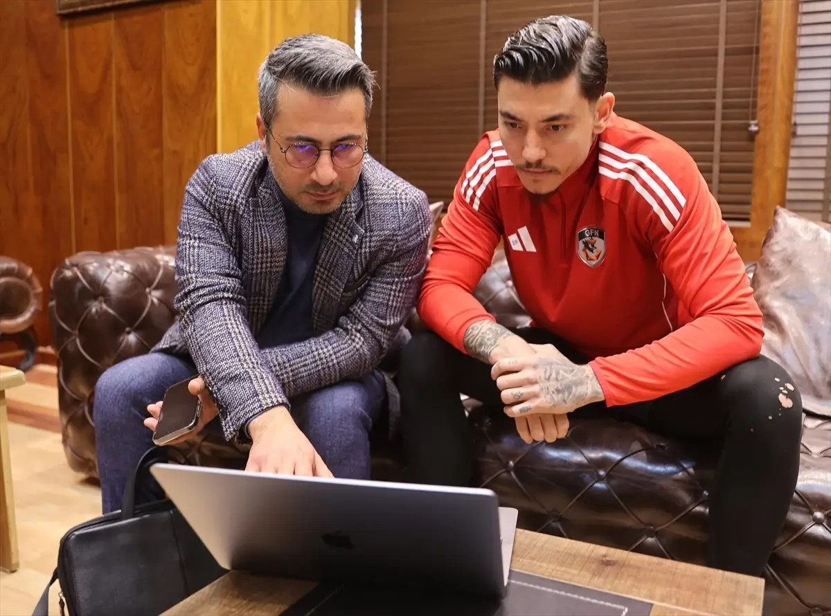 Gaziantep FK'li futbolcular, AA'nın "Yılın Kareleri" oylamasına katıldı