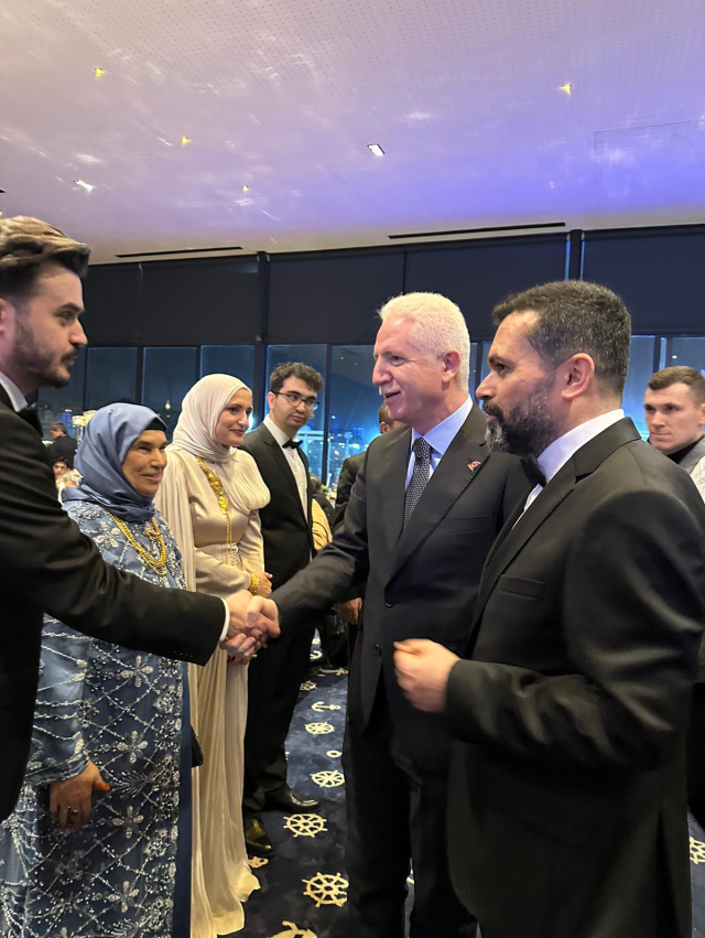 haberler com un mutlu gunu bilal teymur ve betul 19505706 8955 m