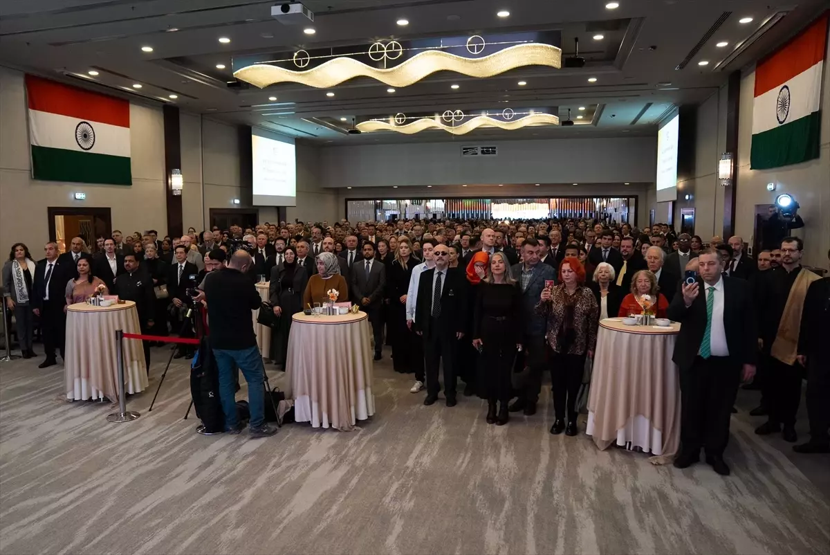 Hindistan'ın 77'nci Cumhuriyet Bayramı Ankara'da kutlandı