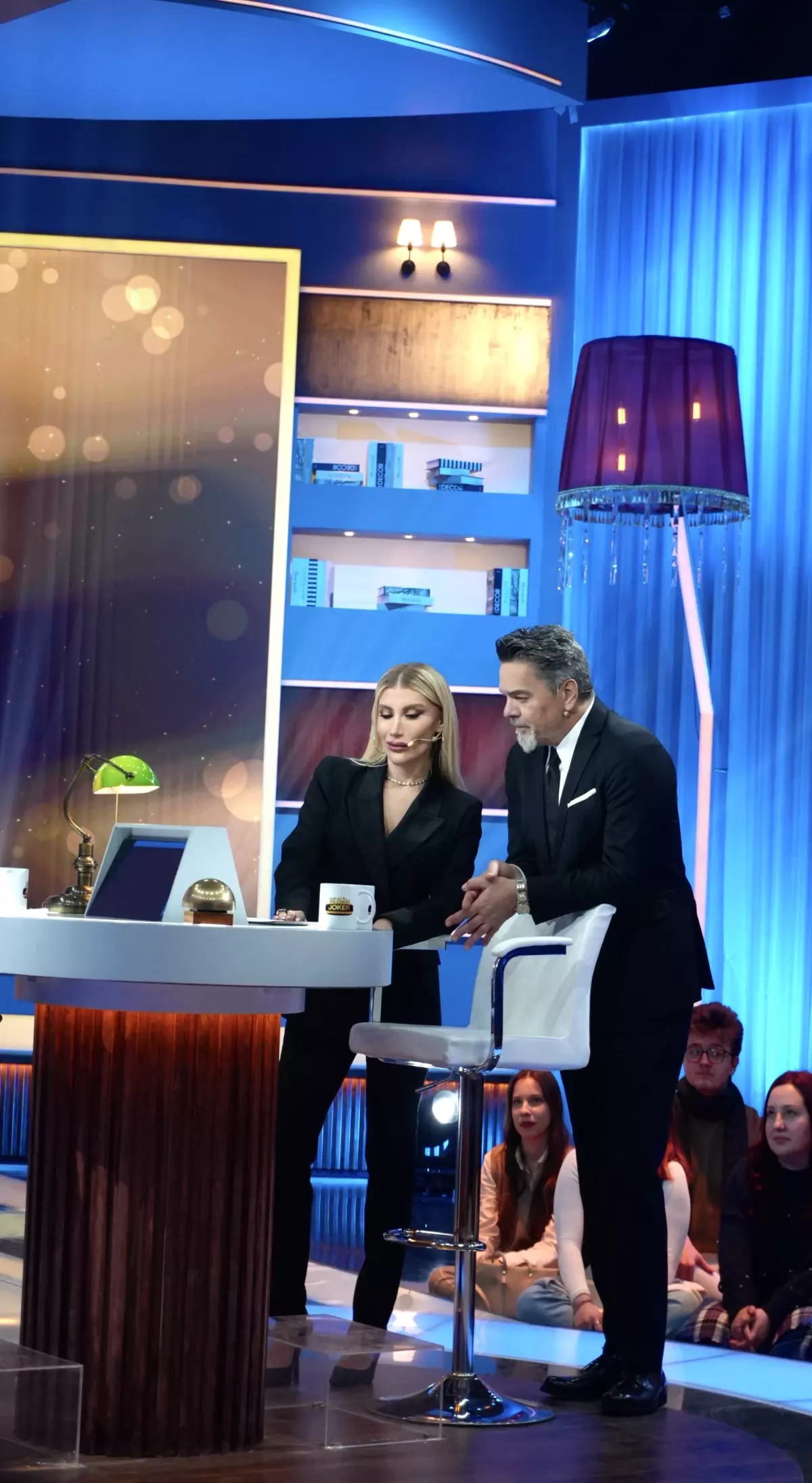 İrem Derici'den Beyaz'a övgü yağmuru