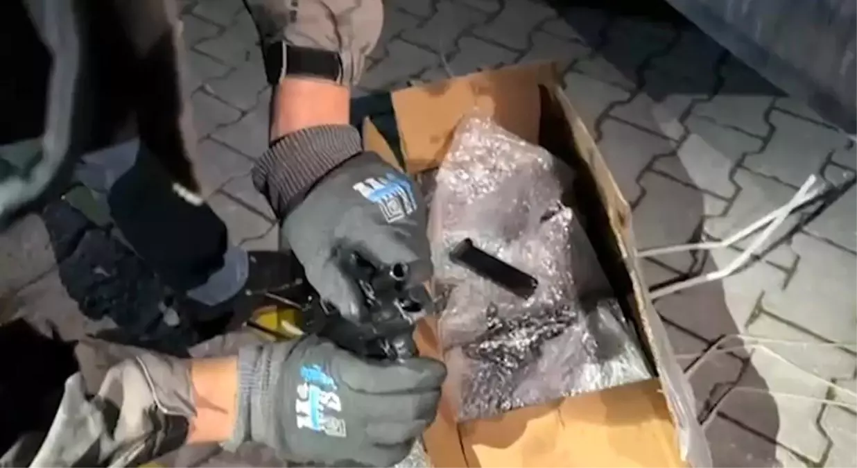 Konya polisinden kaçakçılara operasyon: 5 kişi tutuklandı