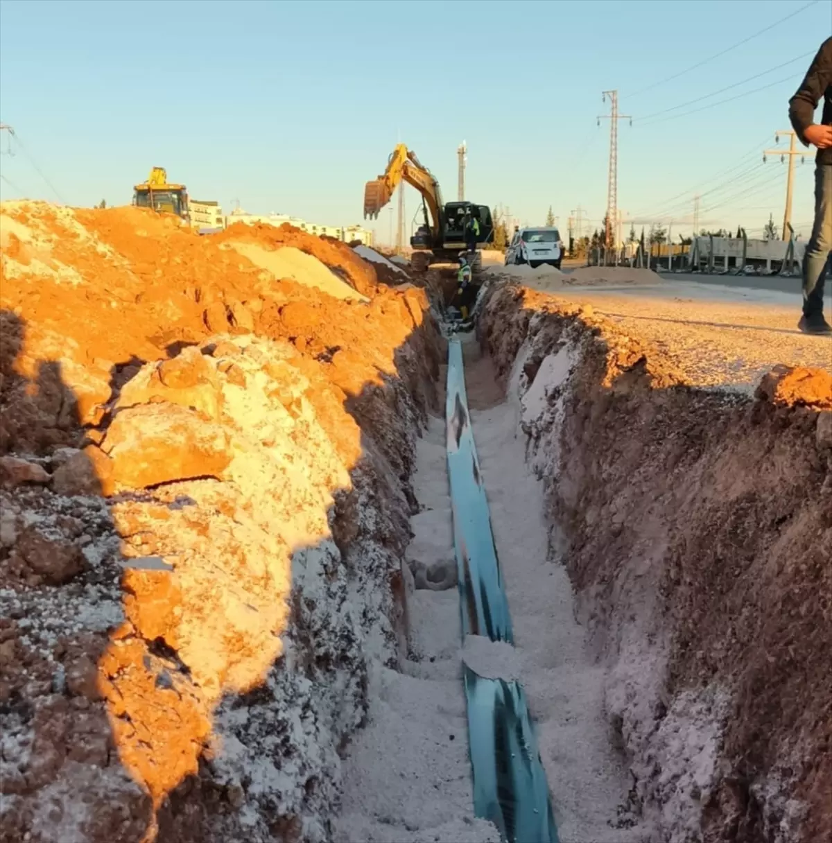 Mardin'de bir mahallede yürütülen atık su hattı çalışmaları tamamlandı