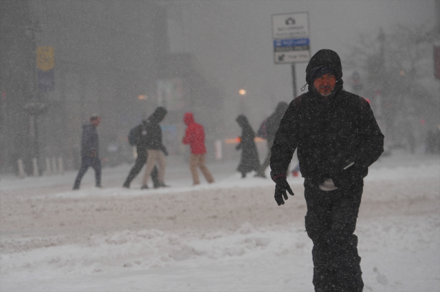 Ледяные холода в Нью-Йорке частично заморозили реку Гадсон