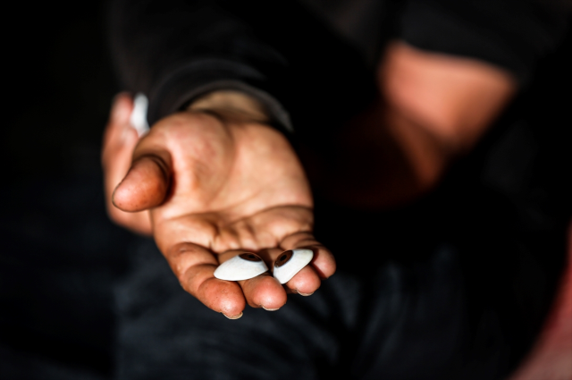 Injured twice in the war, lost his eyes