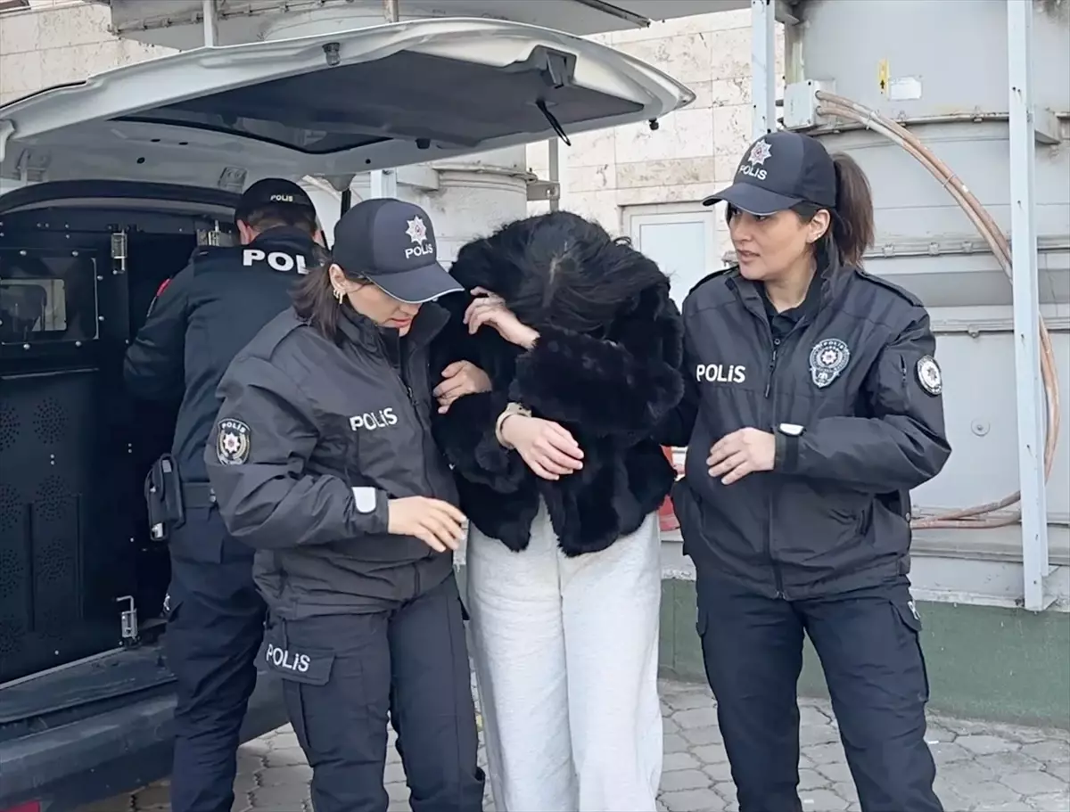 Sosyal medyada polis ve bekçilere hakarette bulunan kadın Samsun'da yakalandı