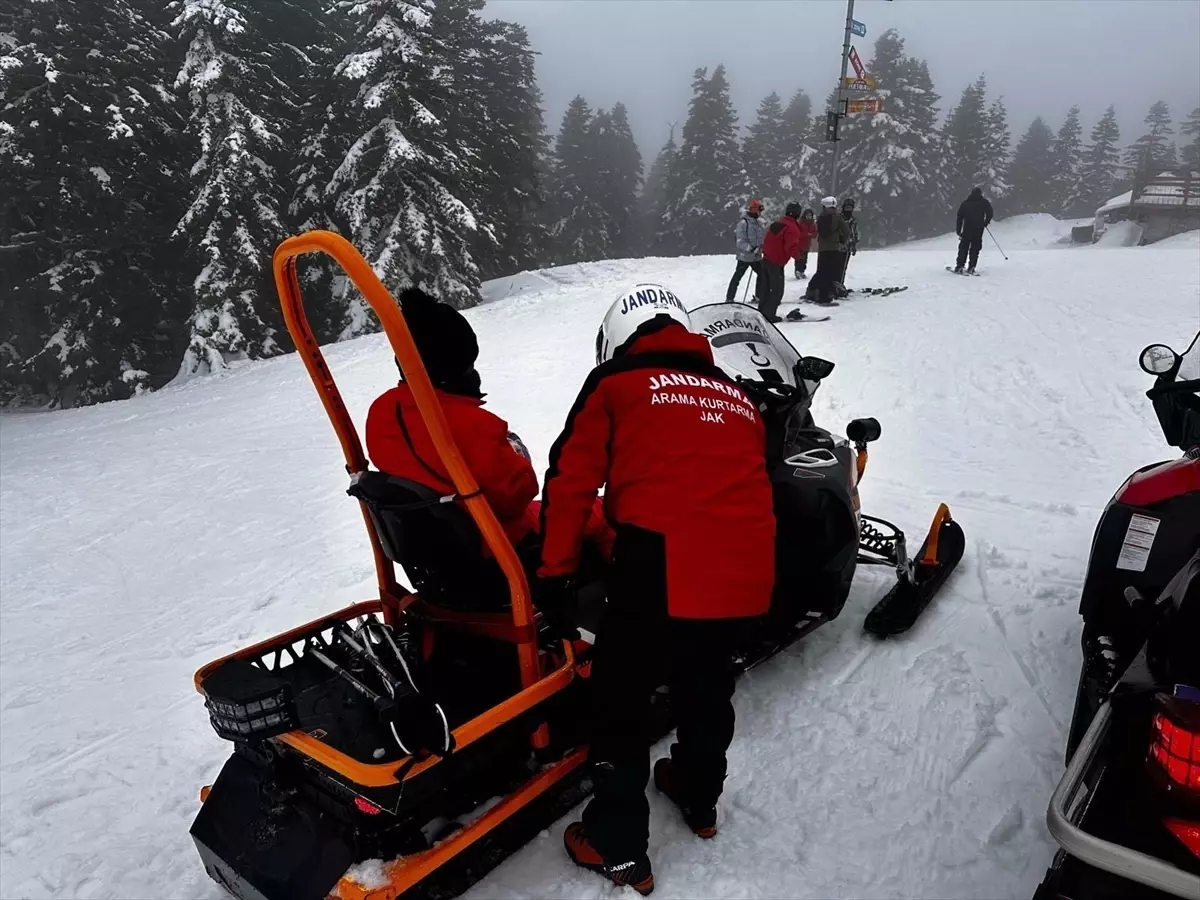 Uludağ'da JAK ekipleri yarıyıl tatilinin ilk haftasında 208 olaya müdahale etti