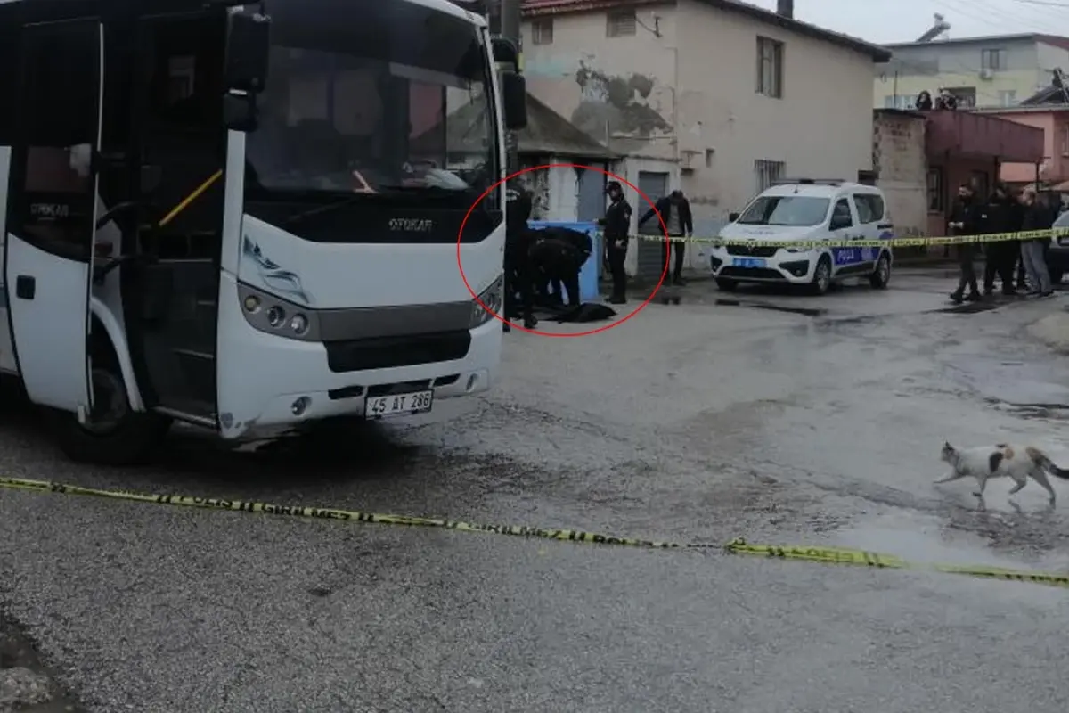 7 çocuğunun annesini sokak ortasında katletti