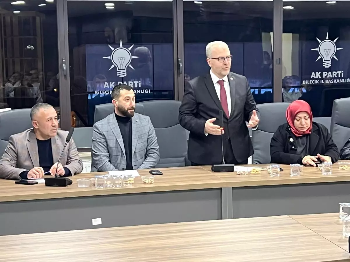 AK Parti Bilecik'te gençlerle buluştu