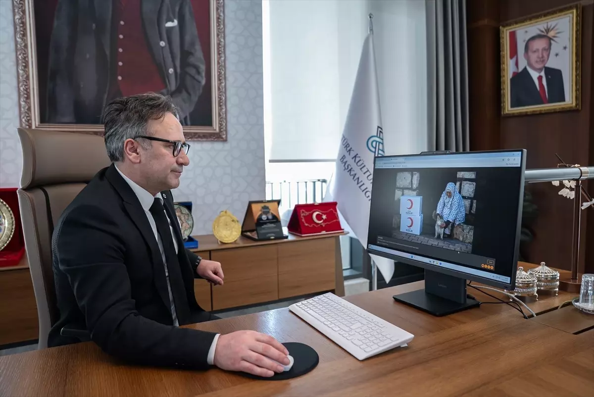 Atatürk Kültür Merkezi Başkanı Eraslan, AA'nın 'Yılın Kareleri' oylamasına katıldı