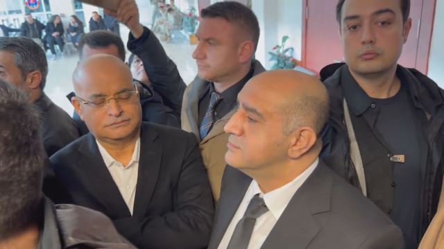 aziz ihsan aktas durusmaya korumalariyla geldi 19506984 487 m