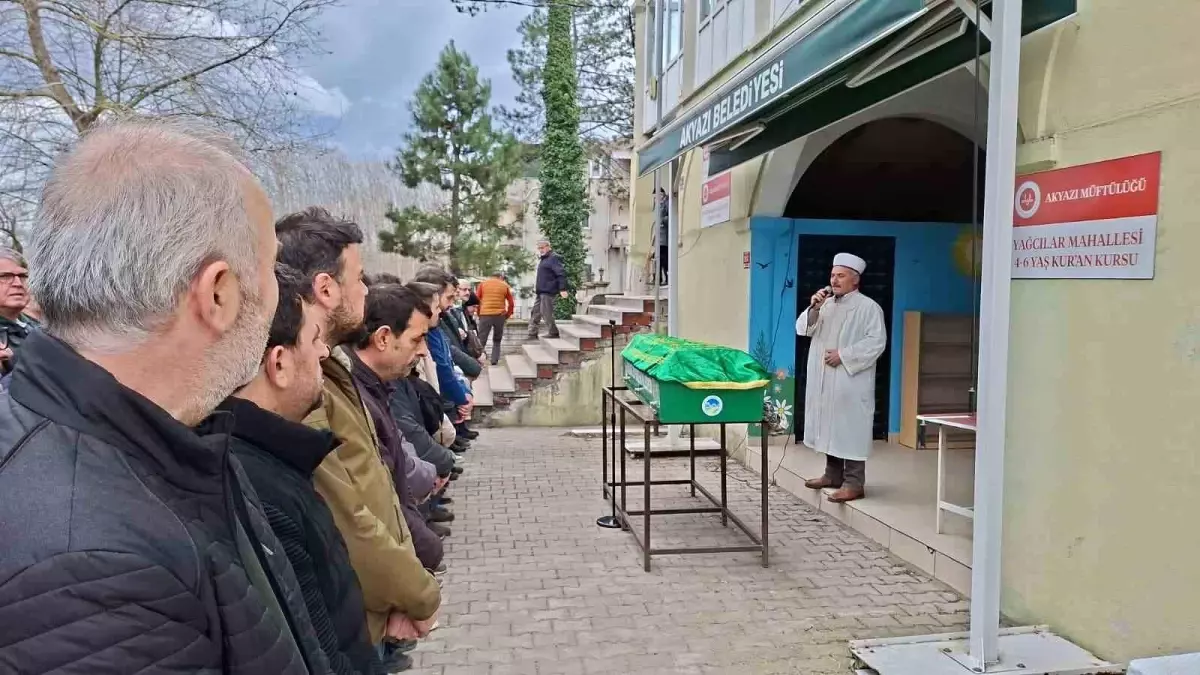 Balıkesir'deki feci kazada hayatını kaybetmişti, Sakarya'da toprağa verildi