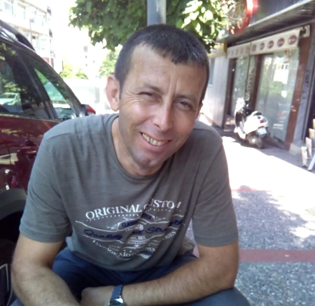 Bandırma'da balkondan düşen 51 yaşındaki adam hayatını kaybetti