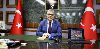 Bingöl Valisi Çelik, AA'nın 'Yılın Kareleri' oylamasına katıldı