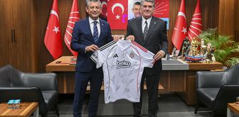 CHP Genel Başkanı Özel, Beşiktaş Kulübü Başkanı Adalı ile görüştü
