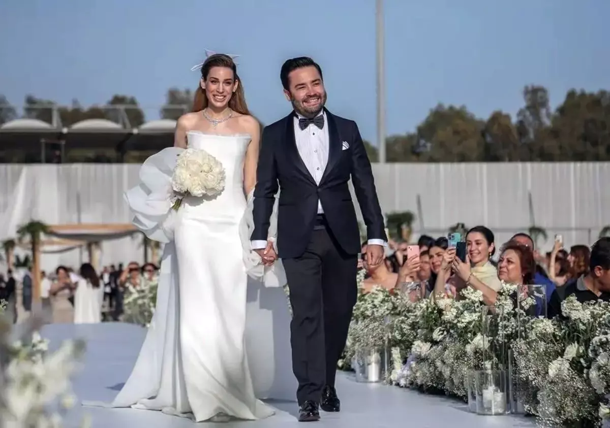 Eşinden Gökhan Böcek'e 'Yüzde 10 ile geçinen ezik' tepkisi