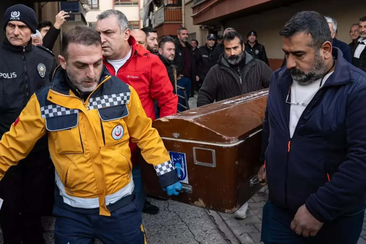 Eski eşini ağır yaralayıp kayınvalidesini öldüren kişi, intihar etti