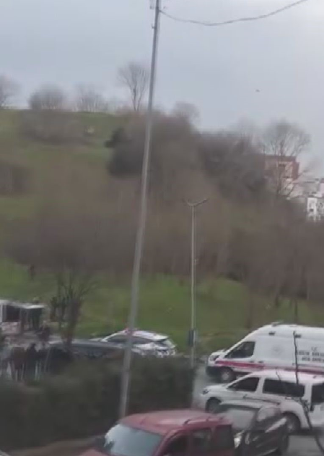 Street vendor found a corpse under the viaduct in Eyüpsultan