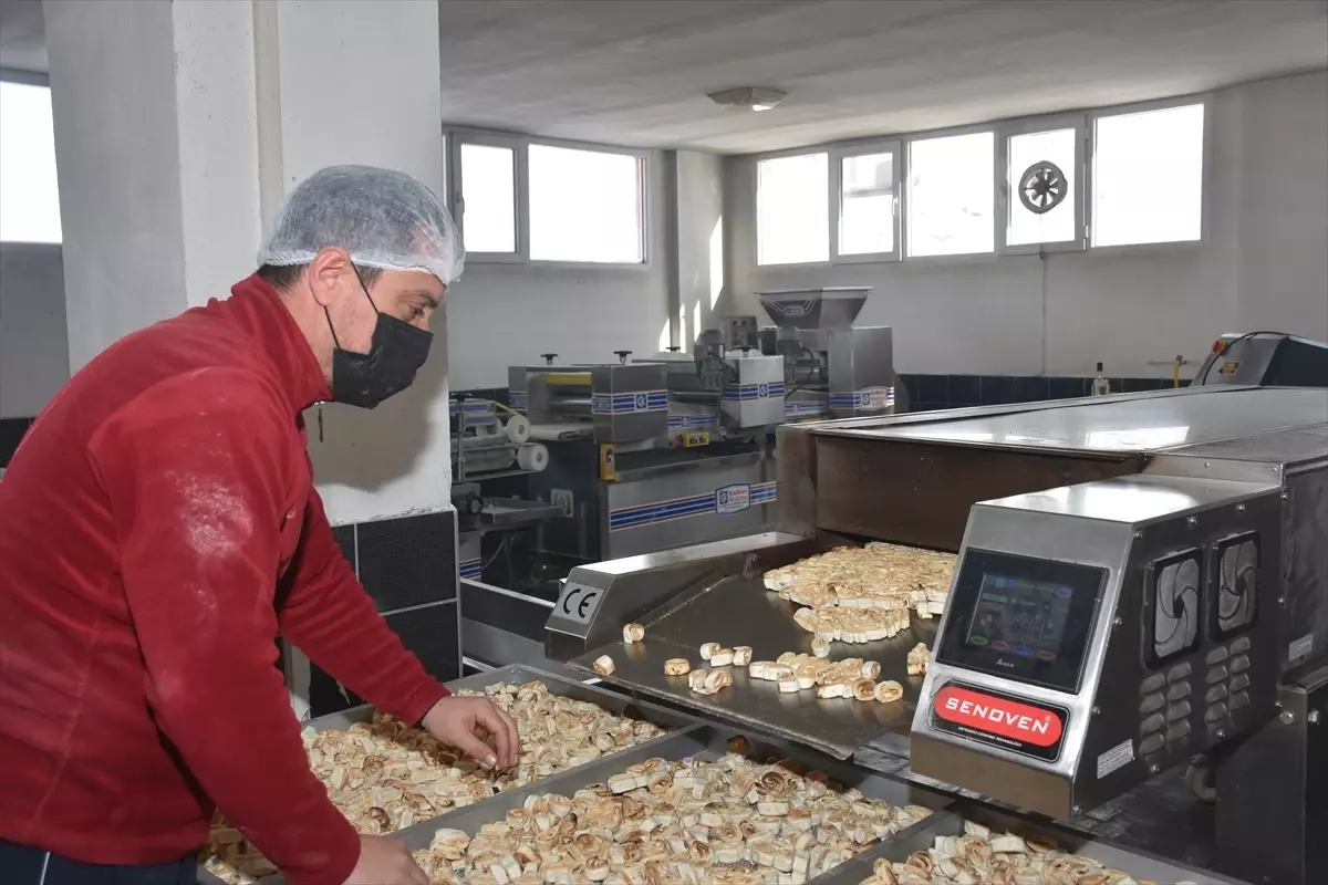 Gümüşhane'nin yöresel lezzetini 16 yıldır aile dayanışmasıyla üretiyorlar