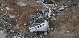 Karabük'te şarampole devrilen kamyonetteki 2 kişi yaralandı