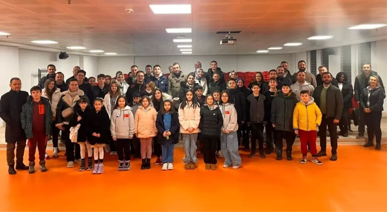 Kütahya'da "Sporda medikal destek semineri" düzenlendi