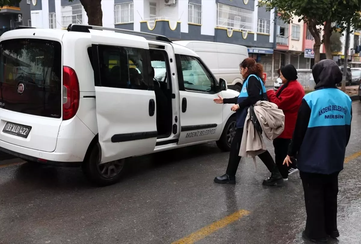 Mersin'in Akdeniz ilçesinde kanser hastalarına "Onko-Büs" hizmeti veriliyor