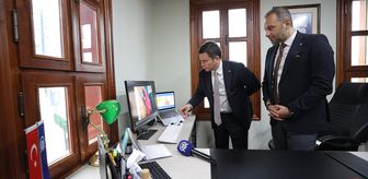 Osmangazi Belediye Başkanı Aydın, AA'nın 'Yılın Kareleri' oylamasına katıldı