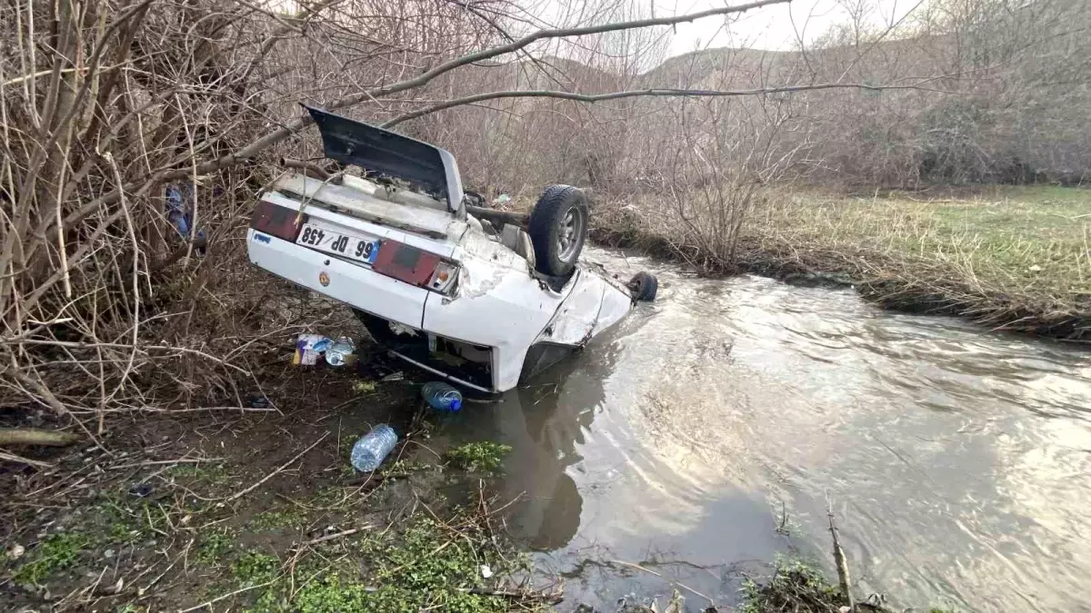 Otomobil dere yatağına uçtu, sürücü yaralandı