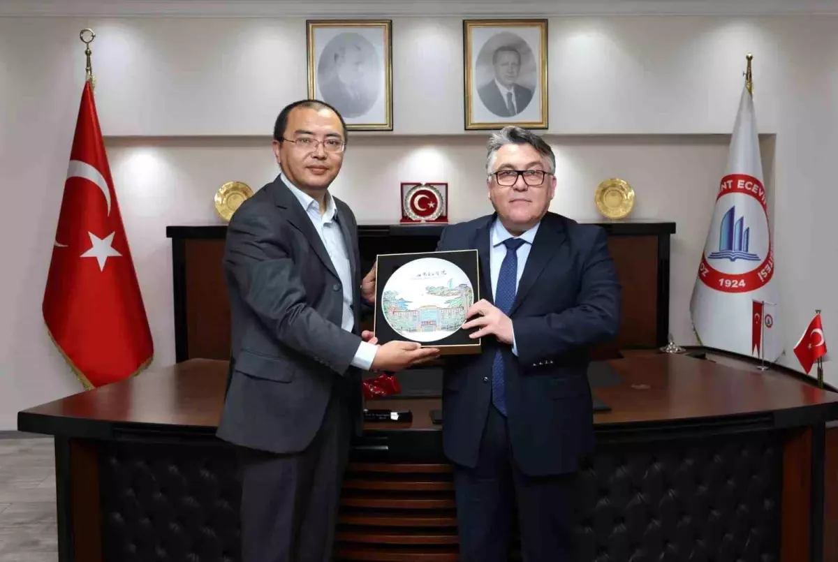 Şangay Dianji Üniversitesi heyetinden Rektör Özölçer'e ziyaret