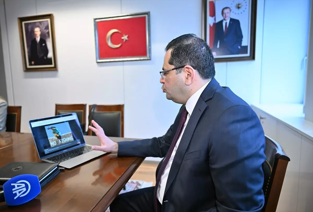 Türkiye'nin Brüksel Büyükelçisi Tantekin, AA'nın "Yılın Kareleri" oylamasına katıldı