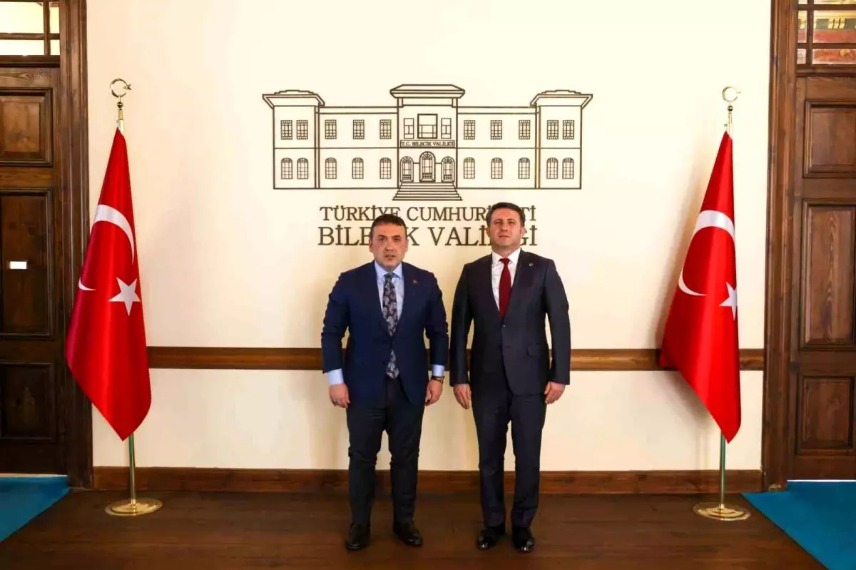 Vali Sözer'den İl Emniyet Müdürü Çağlar'a tebrik