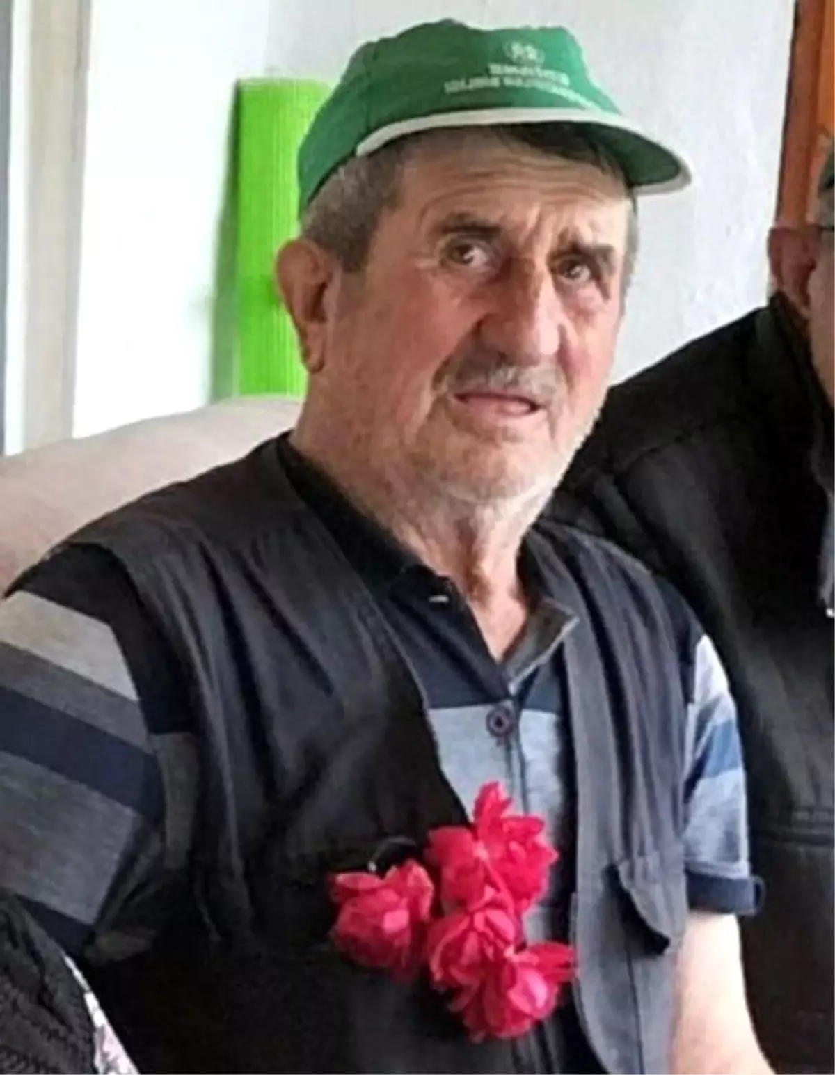 Yolun karşısına geçmek isterken hayatını kaybetti