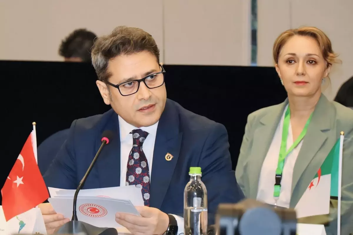 Ali Şahin PARLATINO'da konuştu: Daha adil bir küresel düzen mümkündür