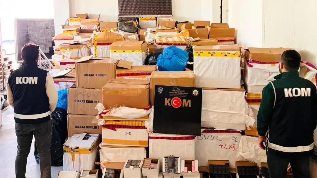 Artvin'de kaçakçılık operasyonu: 300 milyon TL'lik ürün ele geçildi