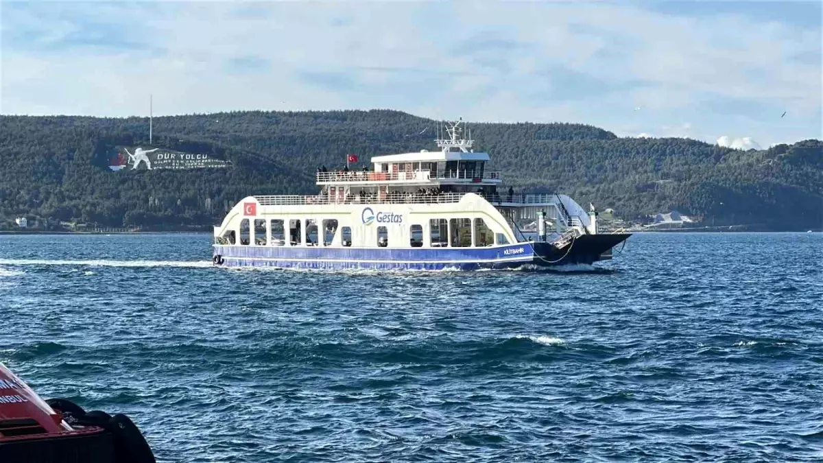 Bozcaada ve Gökçeada'ya yarınki tüm feribot seferleri iptal edildi