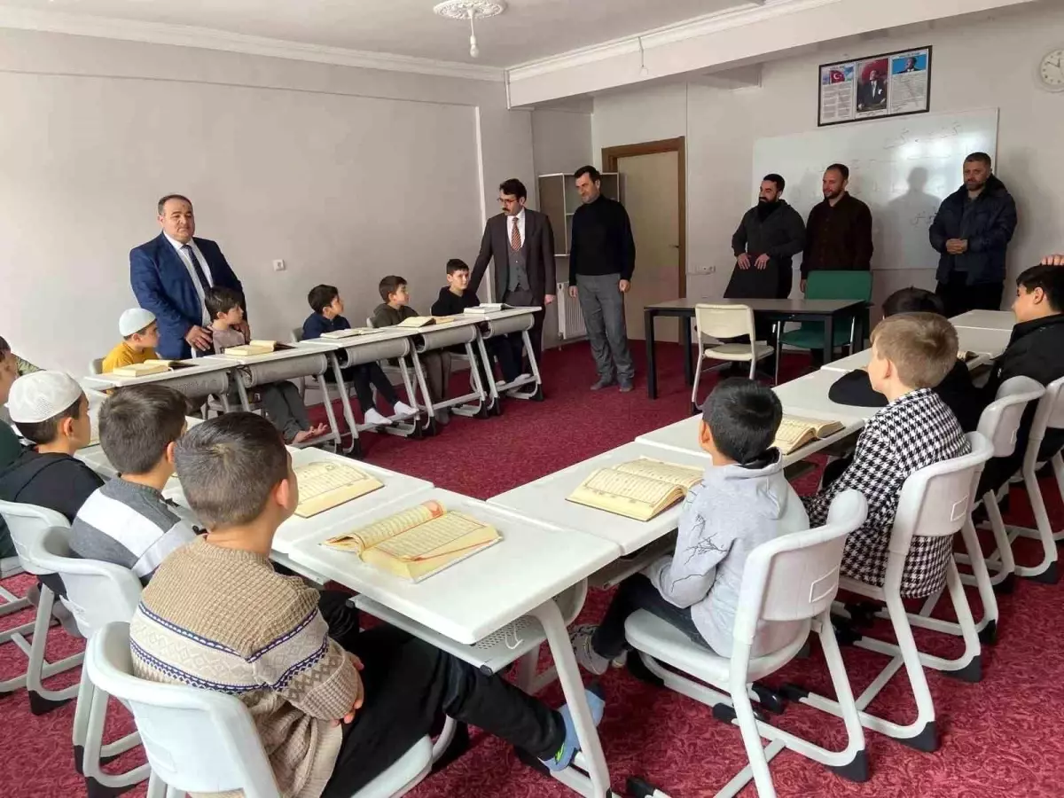 Bozkır'da "Gençliğe Değer Ara Dönem Eğitim Kampı" sona erdi