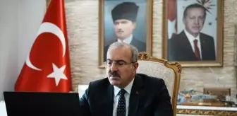 Çanakkale Valisi Toraman, AA'nın 'Yılın Kareleri' oylamasında tercihlerini yaptı