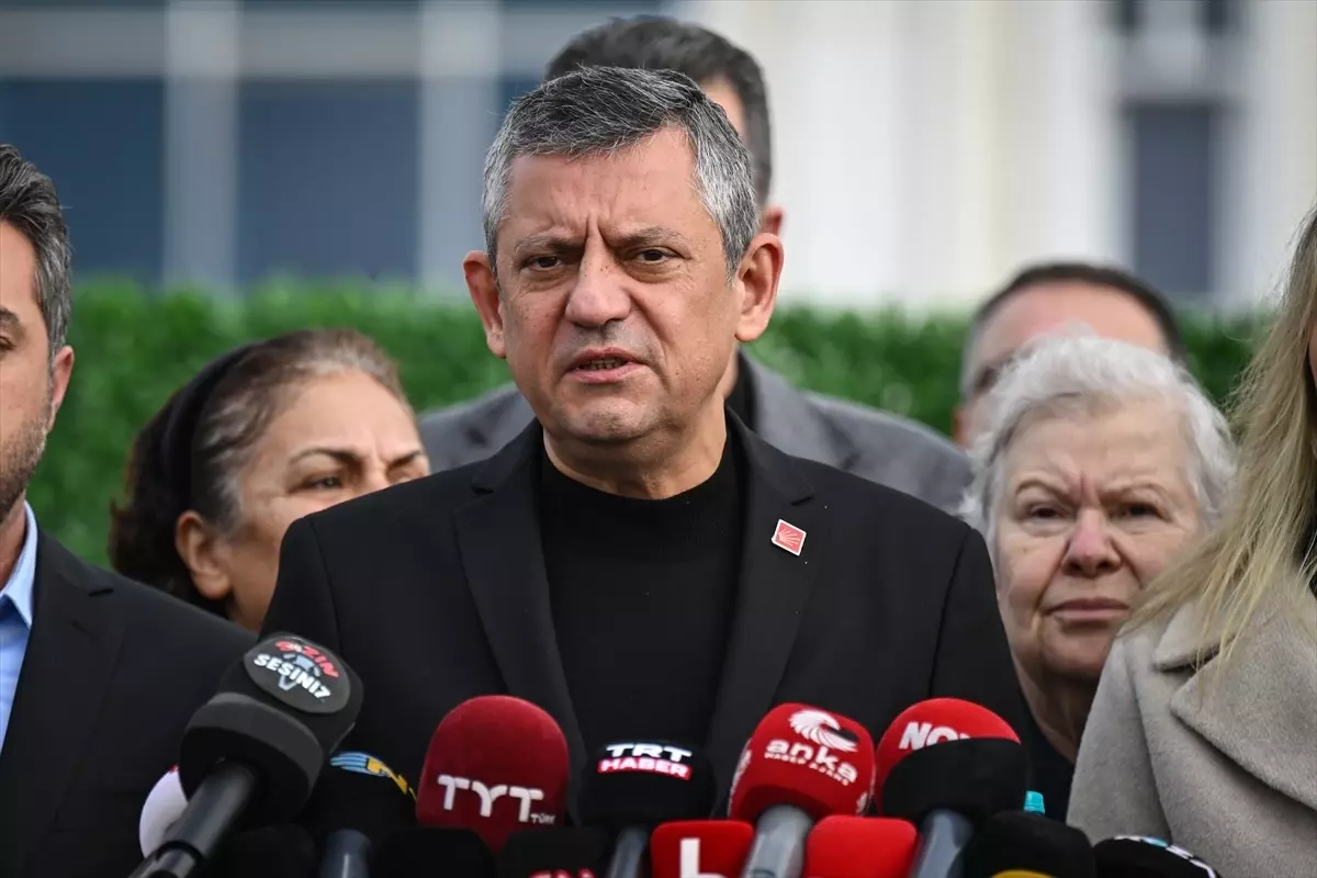 CHP Genel Başkanı Özel, "Aziz İhsan Aktaş suç örgütü" davasına ilişkin konuştu Açıklaması