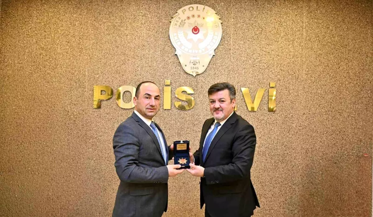 Eskişehir Emniyeti'nde Veda: Sercihan Barutcu emekliliğe ayrıldı