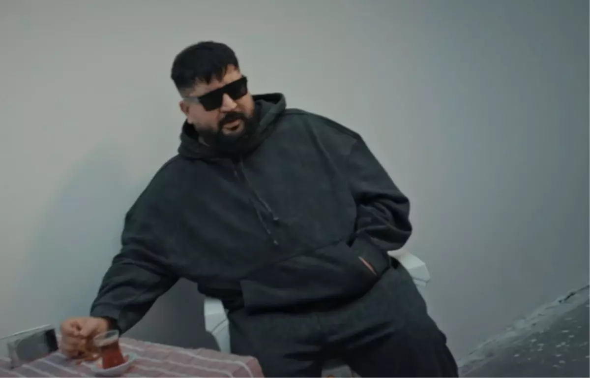 Eypio Yeraltı dizisi şarkı sözleri nedir?