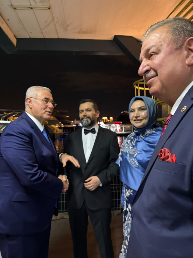 Haberler.com'un mutlu günü! Bilal Teymur ve Betül Kavak dünyaevine girdi