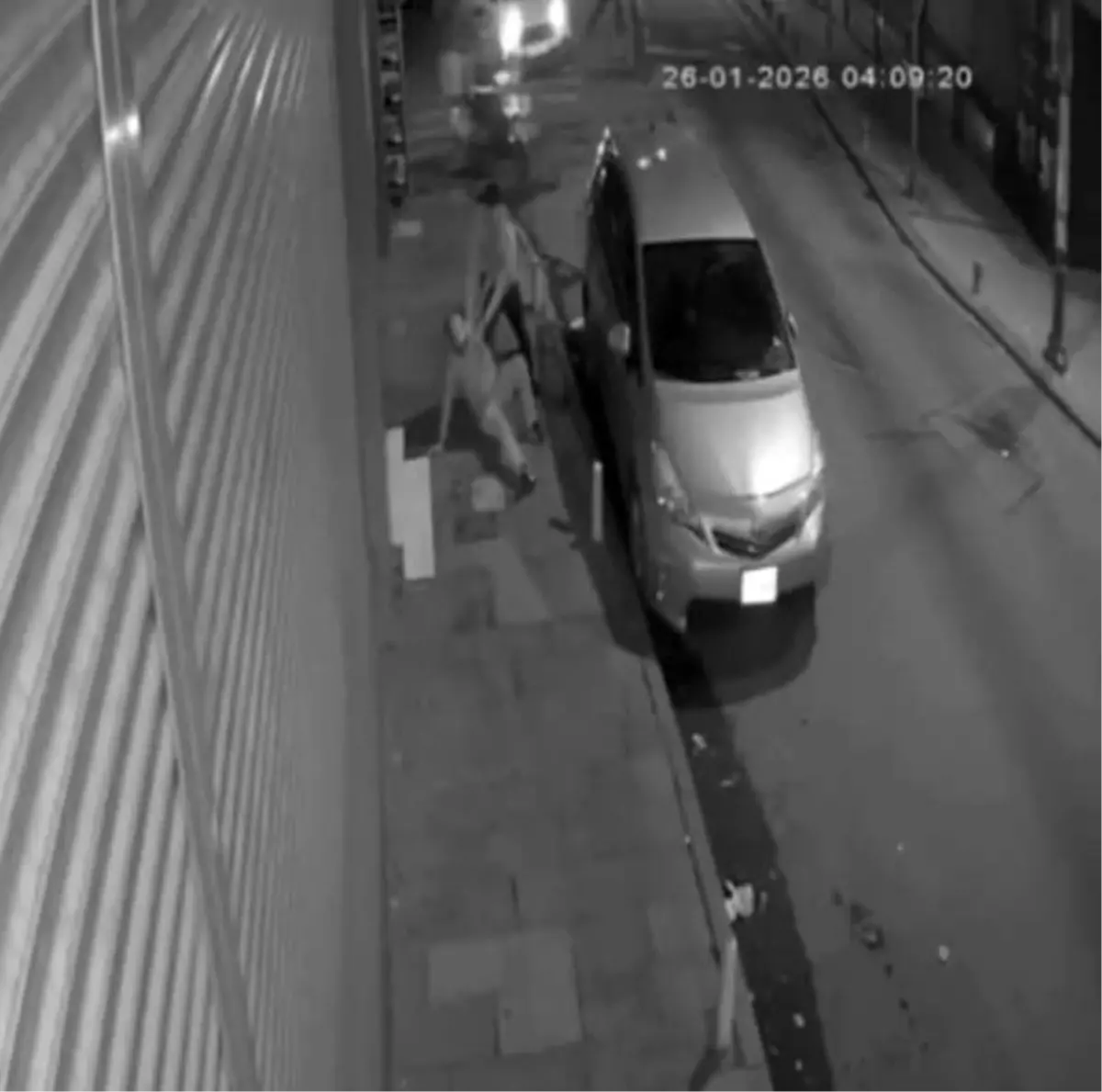 Kağıthane'de caddede kalaşnikoflu saldırı