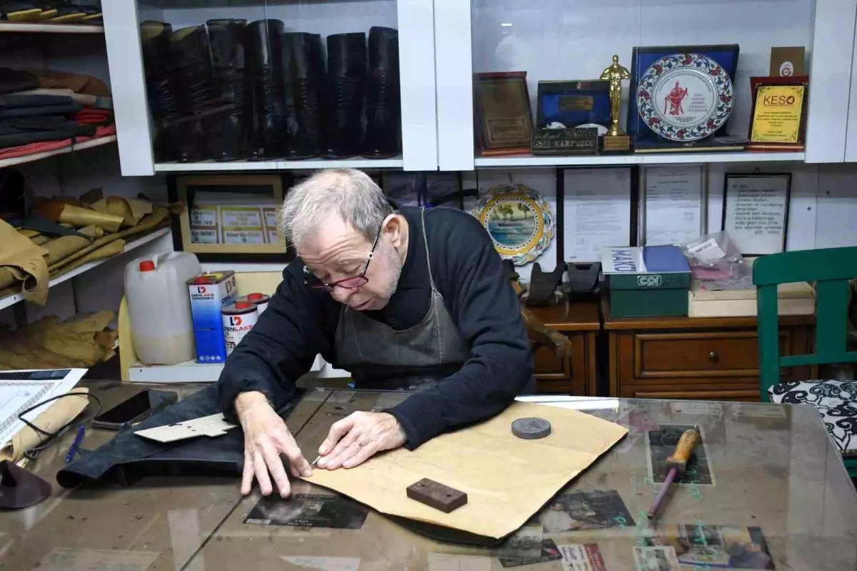 Körüklü çizme ustası Karpuzcu'ya "2025 Yaşayan İnsan Hazinesi" ödülü